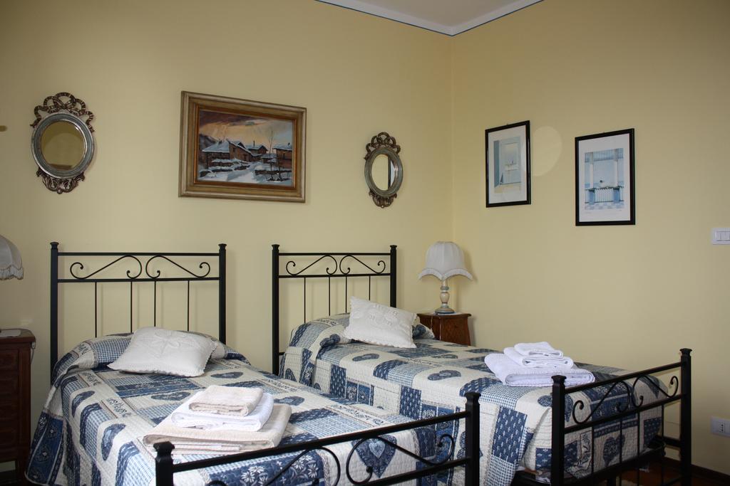 B&B Villa Cardellini Savigliano Værelse billede